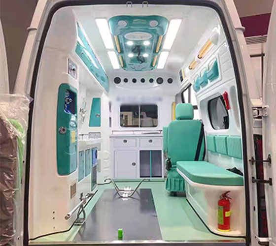 富锦县车辆内部展示